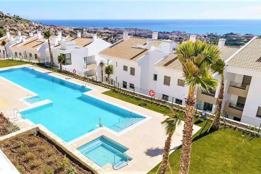 Apartment Luxury Serenity Benalmadena, 4 Bedrooms