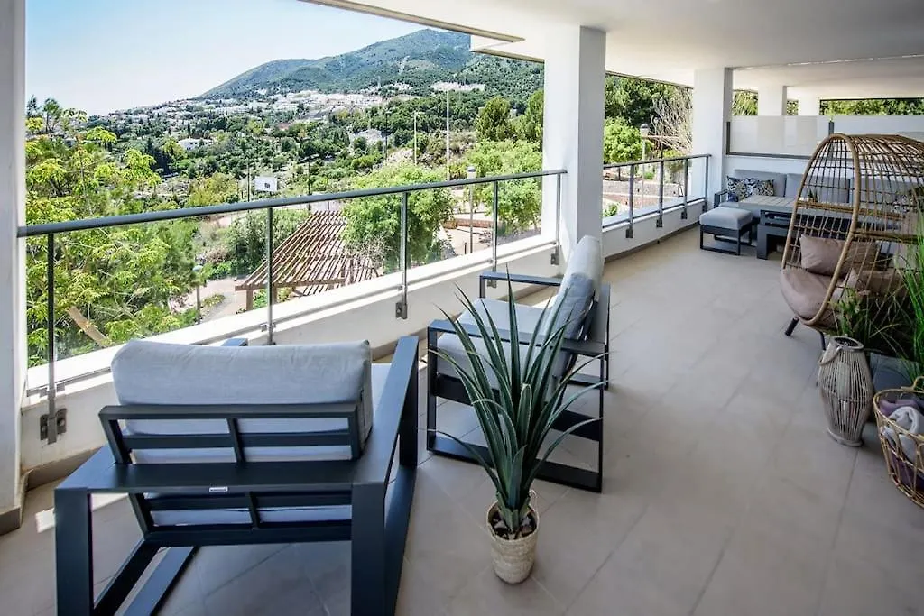 Luxury Serenity Benalmadena, 4 Bedrooms Apartment