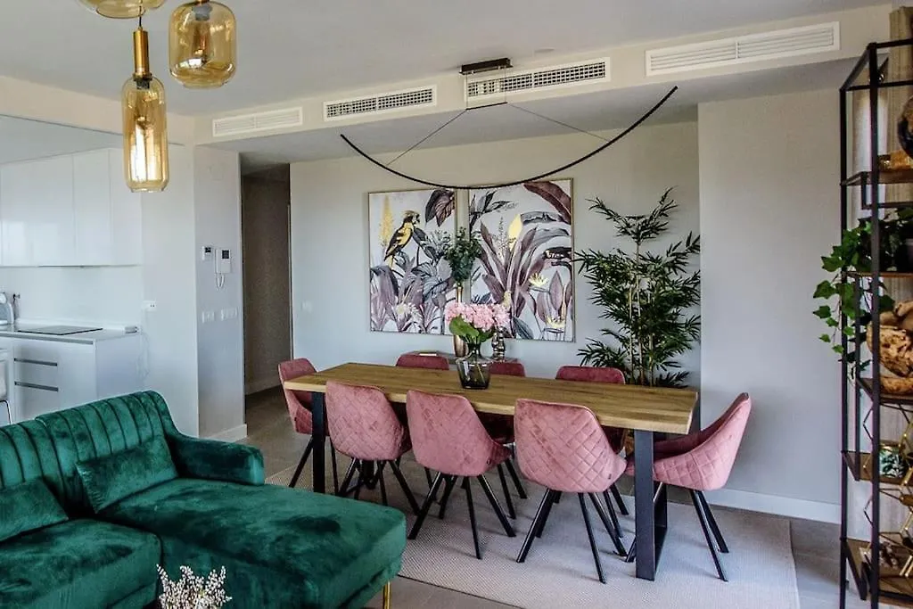 Apartment Luxury Serenity Benalmadena, 4 Bedrooms