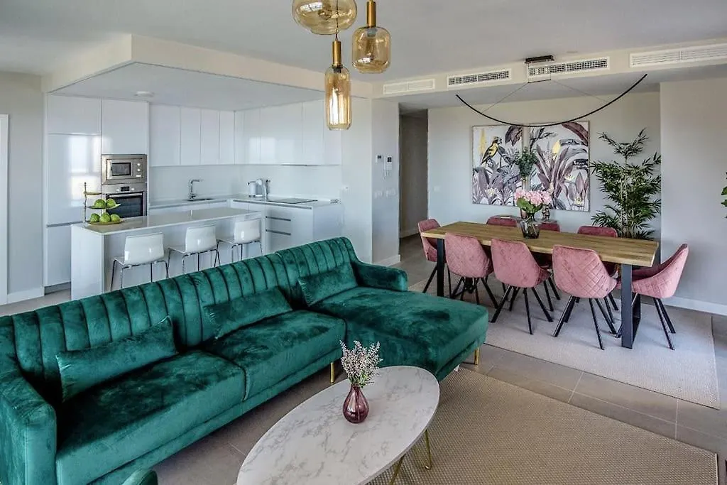 شقة Luxury Serenity Benalmadena, 4 Bedrooms